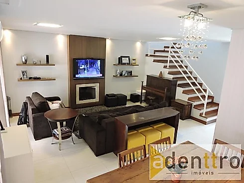 Casa em condomínio em Pinus Park, Cotia