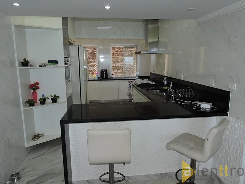 Pitangueiras, Morro do Maluf, Vista Mar Espetacular, Apartamento de 130M2 com 3 Dormitórios sendo 2 Suítes - Foto 17