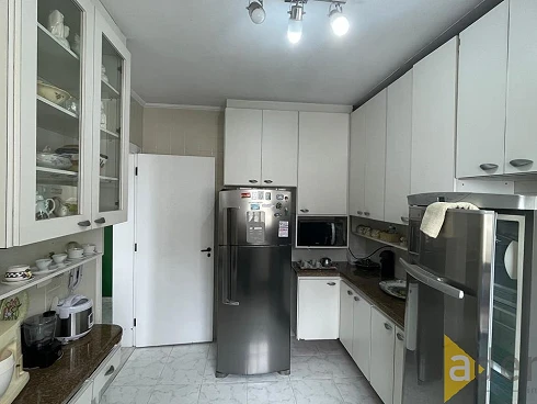 Apartamento Praia do Tombo com 215m², 3 Dormitórios, 2 Suítes, 2 Vagas Demarcadas, Piscina, Portaria 24h, Academia, Sauna, Churrasqueira e M - Foto 14