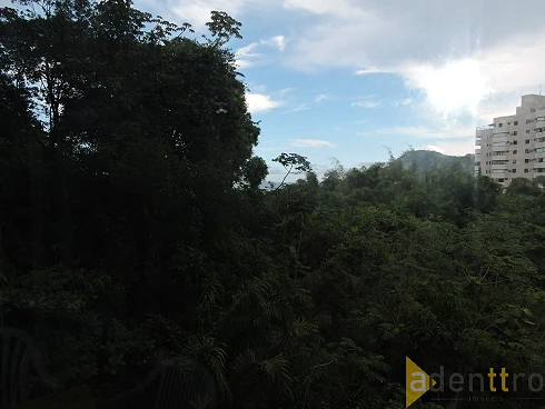 Excelente Apartamento, 214m² com 4 Suítes - Praia do Tombo e Poucos Metros da Praia de Astúrias - Guarujá - Foto 11