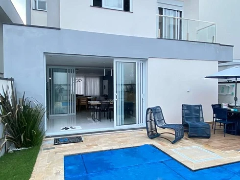 Linda Casa em Condomínio Fechado, Bella Città, Mogi das Cruzes, com Lazer Completo, Casa com 3 Amplos Dormitórios sendo 1 Master com Hidro - Casa em Fazenda Rodeio, Mogi das Cruzes - Foto 2