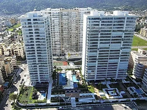 Apartamento 4 Quartos 170m² Piscina no Ocean Front - Enseada