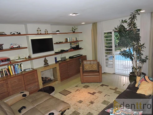 Casa 330m² 4 Quartos sendo 2 Suítes 4 Vagas Quintal e Piscina - Caxingui - Foto 11