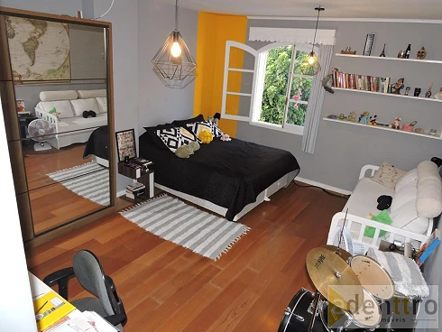 Casa 330m² 4 Quartos sendo 2 Suítes 4 Vagas Quintal e Piscina - Caxingui - Foto 32