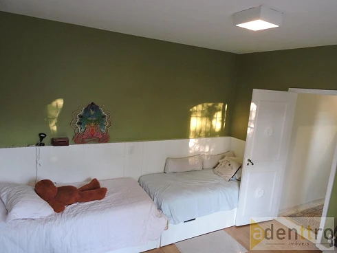Casa 330m² 4 Quartos sendo 2 Suítes 4 Vagas Quintal e Piscina - Caxingui - Foto 35