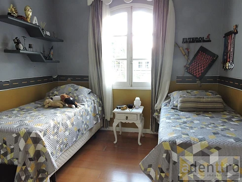 Casa 330m² 4 Quartos sendo 2 Suítes 4 Vagas Quintal e Piscina - Caxingui - Foto 36