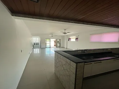 Casa 4 Quartos com 3 Suítes e 192m² - Embaré - Foto 12