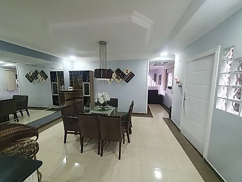 Casa à Venda 4 Quartos (1 Suíte), 6 Vagas, 280m² - Primeiro de Maio, Osasco - Foto 4