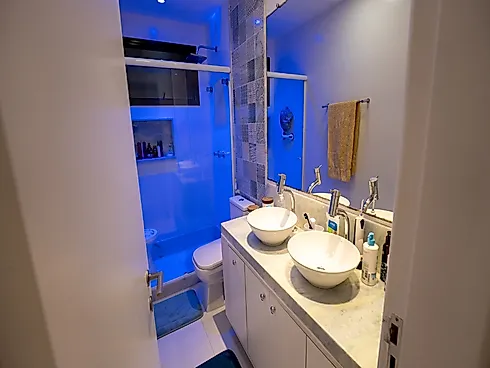 Apartamento de Três Quartos Frente Mar - Foto 9