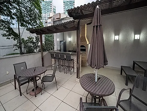 Apartamento de Três Quartos Frente Mar - Foto 7