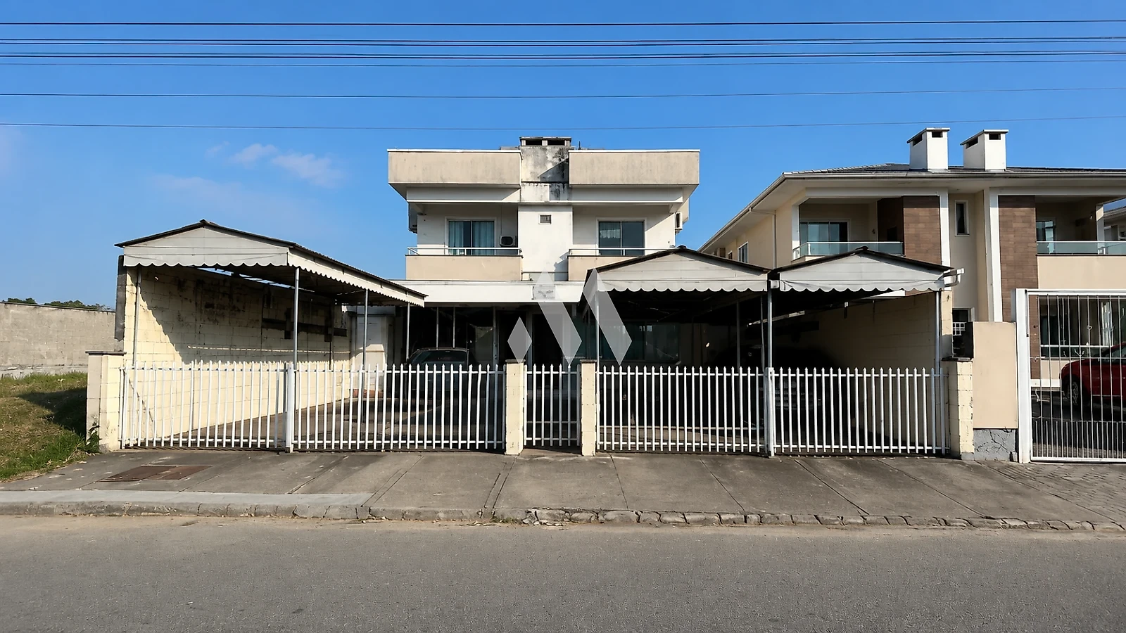 Apartamento em Aririú, Palhoça. 2 quartos, 61m². Imagem 1 de 21