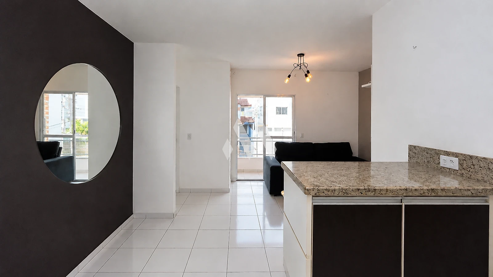 Apartamento em Pagani, Palhoça. 2 quartos, 62m². Imagem 2 de 16