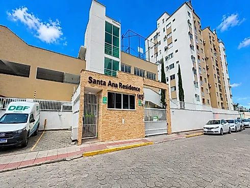 Apartamento em Caminho Novo, Palhoça