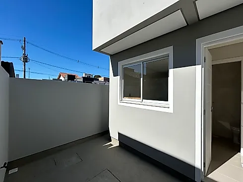 Sobrado geminado em Bela Vista, Palhoça