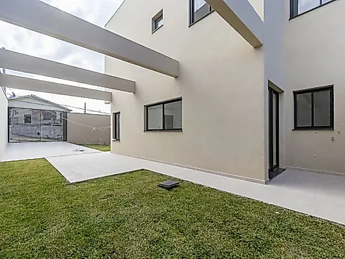 # Concept Villa São Paulo | Exclusividade, Sofisticação e Alto Padrão em Curitiba  Descubra o Privilégio de Morar em um Empreendimento Exclu - Casa em Uberaba, Curitiba - Foto 3