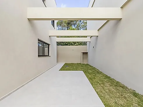 # Concept Villa São Paulo | Exclusividade, Sofisticação e Alto Padrão em Curitiba  Descubra o Privilégio de Morar em um Empreendimento Exclu - Foto 11