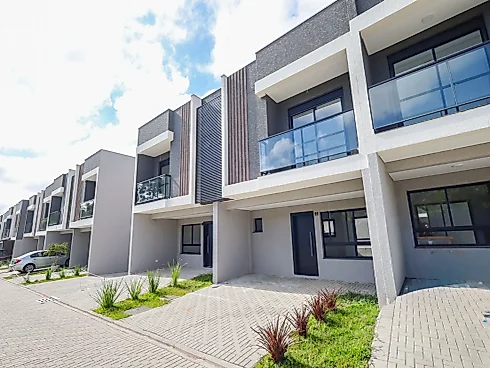 Casa geminada em Umbará, Curitiba
