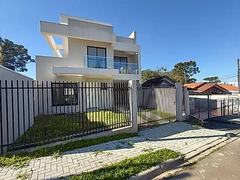 Sobrado Novo de Frente para Rua com Ático Gourmet e Excelente Localização no Uberaba - Casa em Uberaba, Curitiba - Foto 3