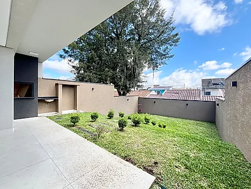 Sobrado de Alto Padrão à Venda no Umbará | 207 m² | 4 Quartos | 1 Suíte | 2 Vagas - Casa em condomínio em Umbará, Curitiba - Foto 3