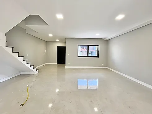 Sobrado 4 Quartos com Suíte à Venda no Umbará – Curitiba | 186 m² | Condomínio Fechado | 2 Vagas - Casa em condomínio em Umbará, Curitiba - Foto 3