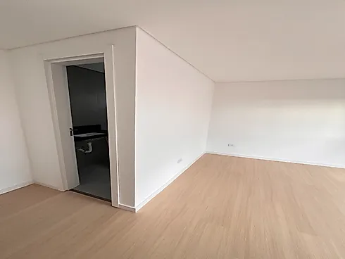 Sobrado 3 Quartos com 1 Suíte e 100m² - Xaxim - Foto 11