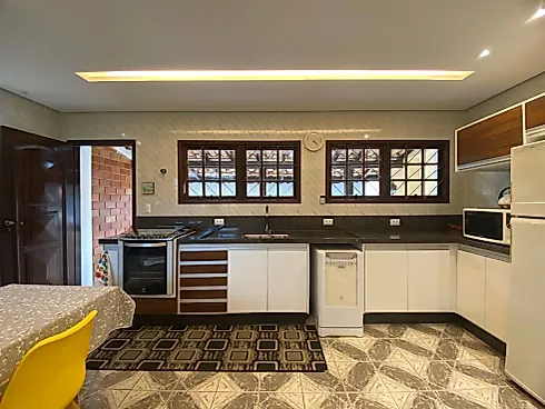 🏡✨ Casa Colonial dos Sonhos no Jardim Lindóia – Próximo ao Conisca | Lindóia/SP - Foto 26