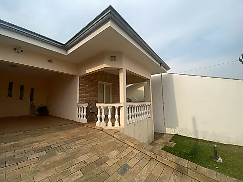Casa em Bairro Assumpção Netto, Águas de Lindóia