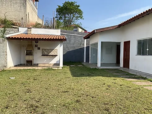 Sobrado geminado em Parque Aquático, Lindóia