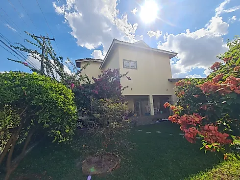 Sobrado geminado em Jardim Holanda, Holambra