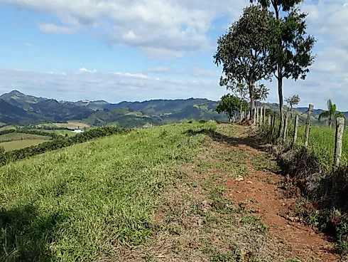 Tijuco Preto, Lindóia