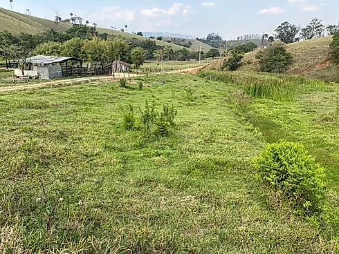 Apartamento em Bairro dos Costas, Lindóia