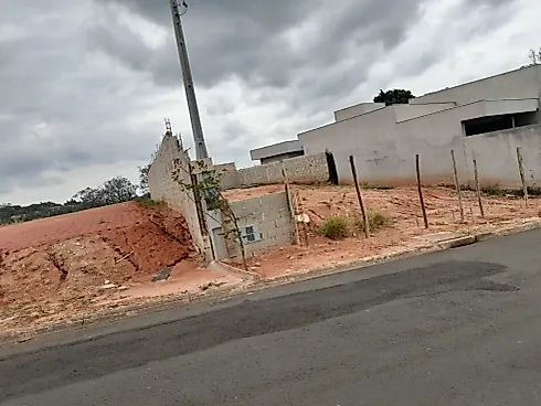Terreno em Parque Fonte São Luiz, Serra Negra