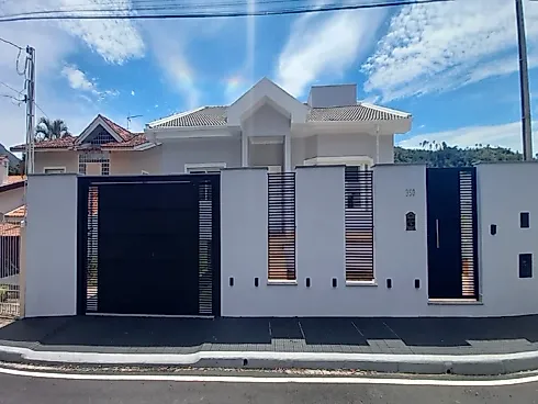Casa em Jardim Maciel, Águas de Lindóia