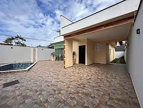 Casa com 3 Dormitório e Piscina! 300 Metros da Praia - Casa em Cibratel II, Itanhaém - Foto 1