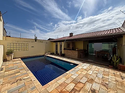 Casa com Piscina a Venda em Itanhaém - Praia dos Sonhos - Casa em Praia dos Sonhos, Itanhaém - Foto 1