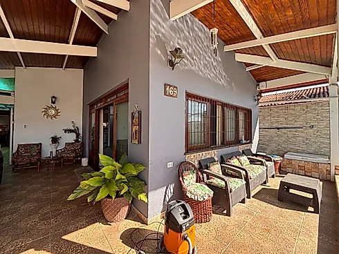 Casa Á 150 Metros da Praia com Conforto e Lazer - Foto 8