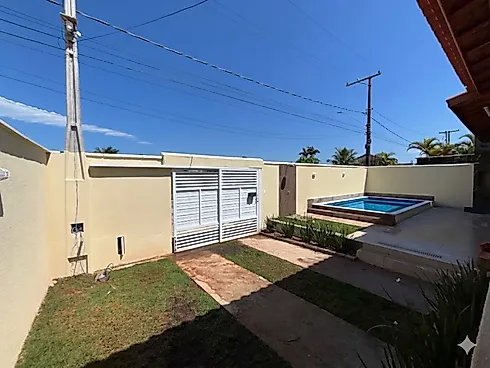 Casa com Piscina 600 Metros da Praia em Itanhaém SP - - Foto 2