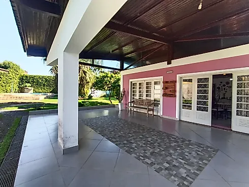 Casa com Espaço Externo, Edícula e Lazer Completo - Foto 1
