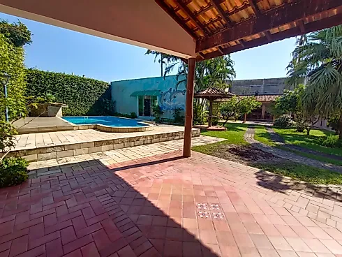 Casa com Espaço Externo, Edícula e Lazer Completo - Foto 11