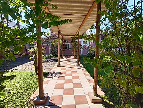 Casa com Espaço Externo, Edícula e Lazer Completo - Foto 16