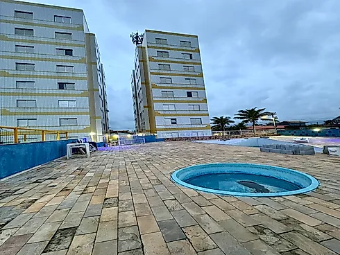 Apartamento Frente ao Mar no Tupy | 2 Quartos, Reformado, Lazer Completo - Foto 17
