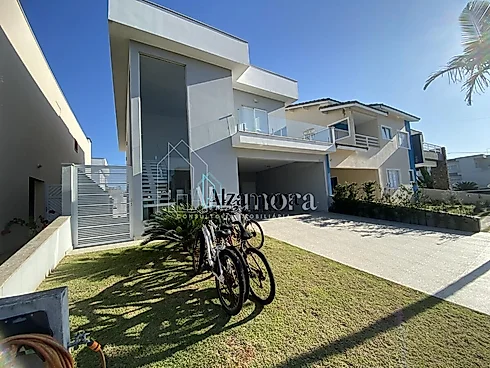 Casa em Jardim Guacyra, Itanhaém
