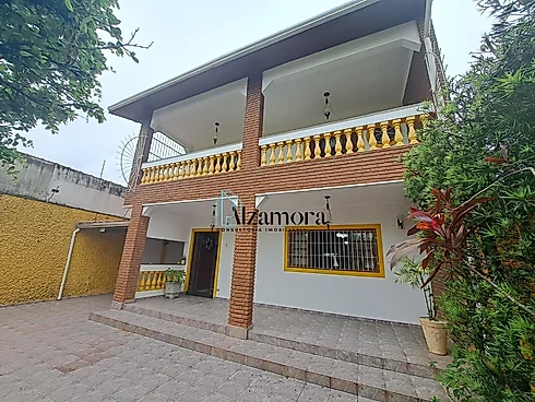 Sobrado geminado em Nova Itanhaém - Praia, Itanhaém