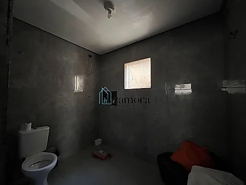 Thumbnail 25