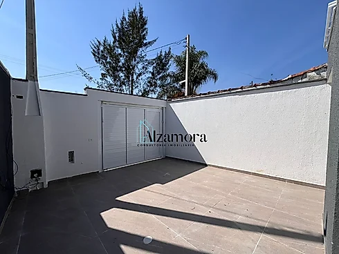 Casa em Jd. São Fernando, Itanhaém
