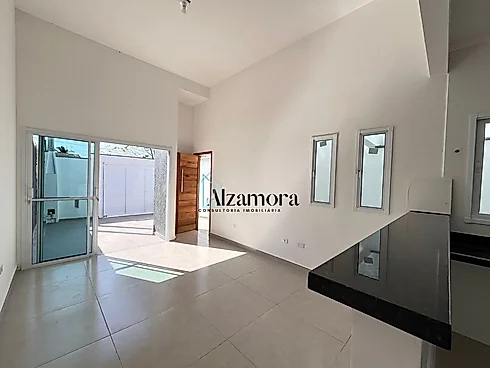 Casa em Jd. São Fernando, Itanhaém