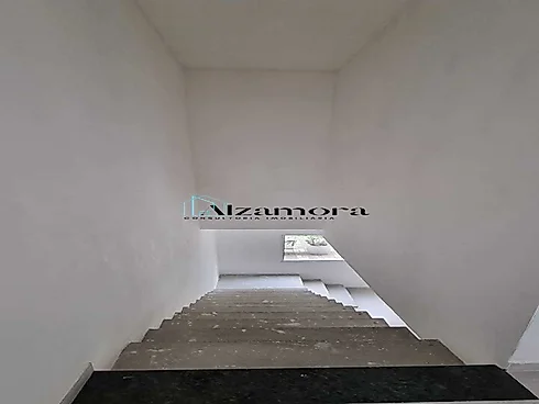 Sobrado geminado em Itaguaí, Mongaguá