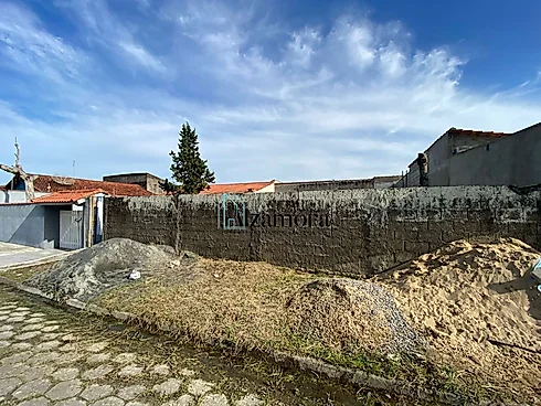 Terreno em Jardim Regina, Itanhaém