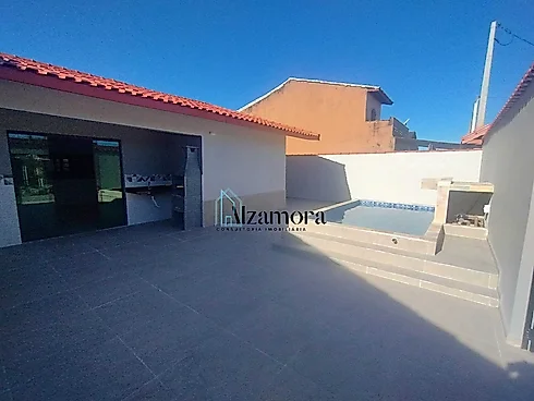 Casa em Jardim Santana, Mongaguá