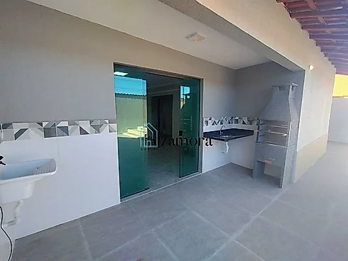 Casa em Jardim Santana, Mongaguá